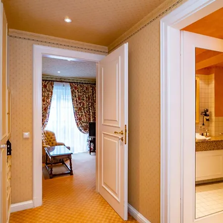 Stadt Hamburg 5*